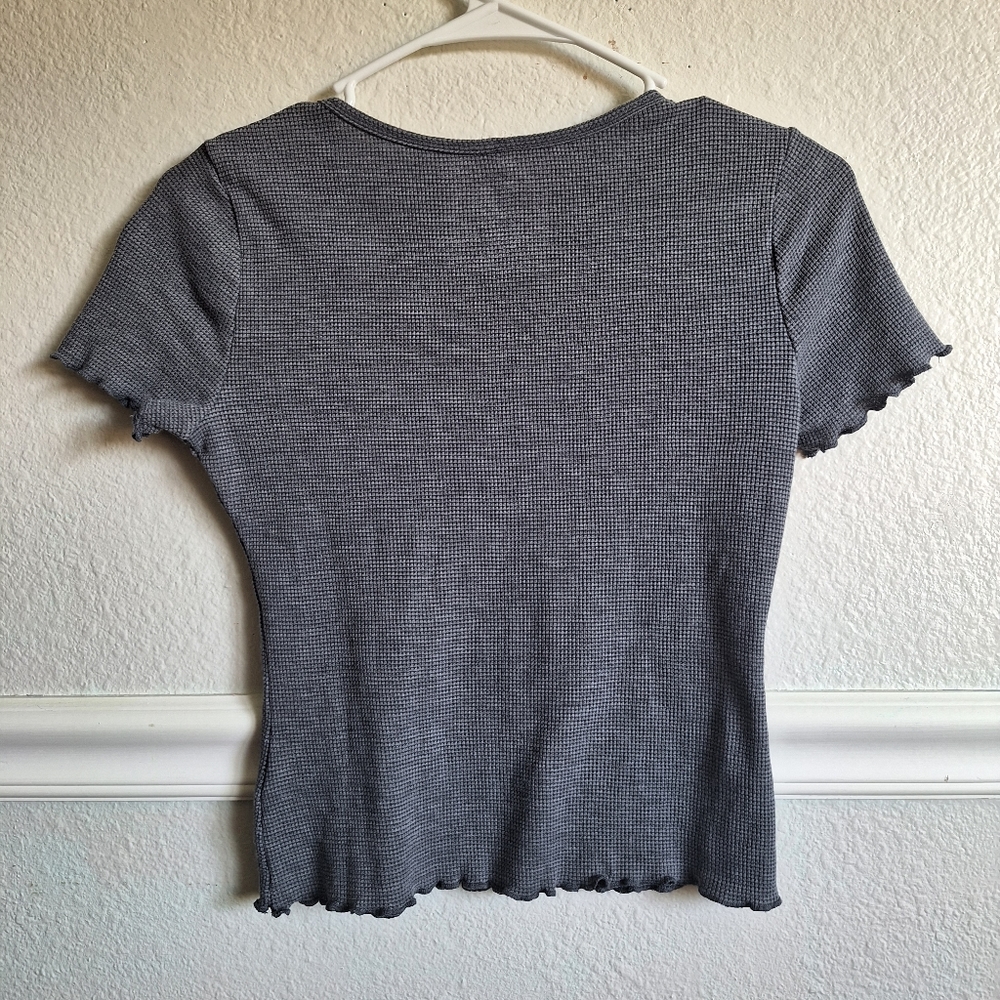 Gray tight fitted shirt